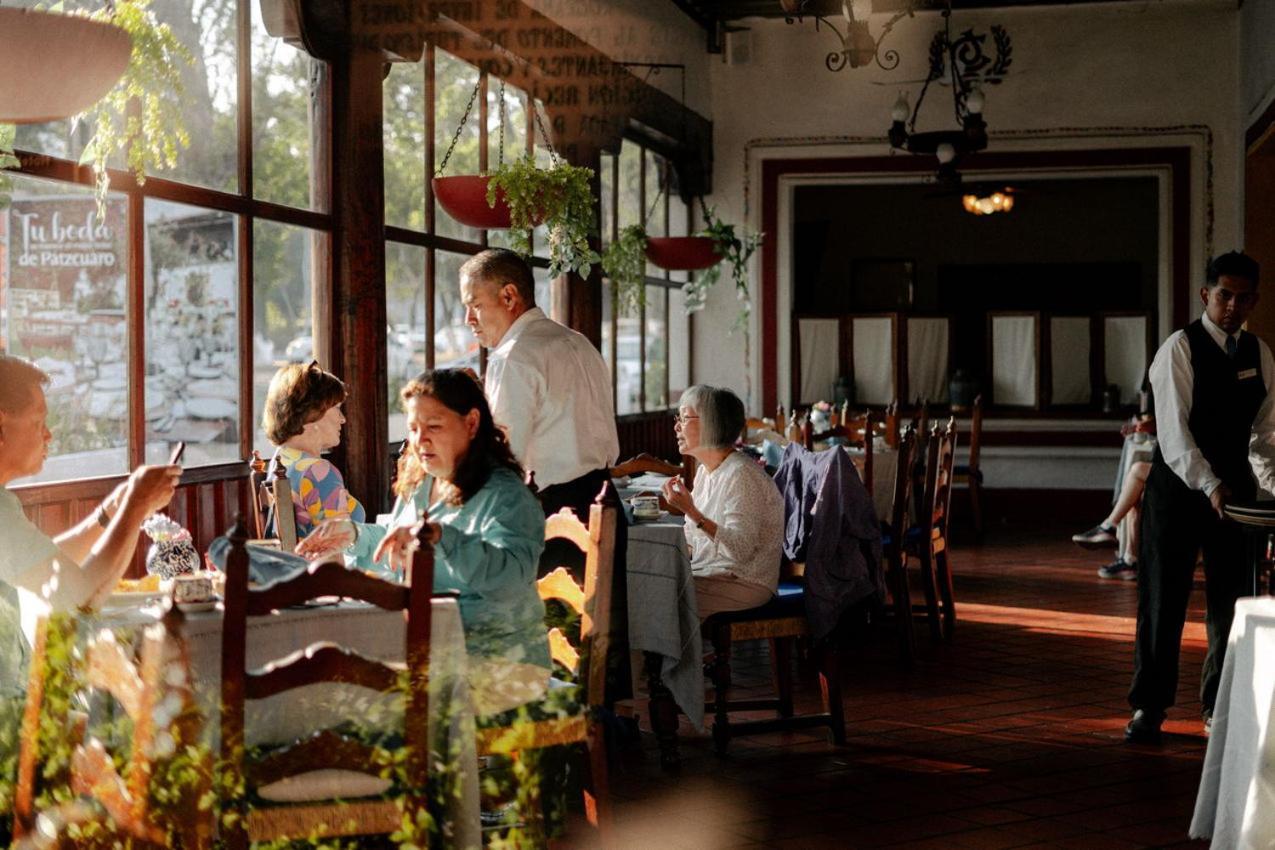 Best Western Plus Posada de Don Vasco Pátzcuaro Exterior foto Restaurant in San Cristóbal de Las Casas